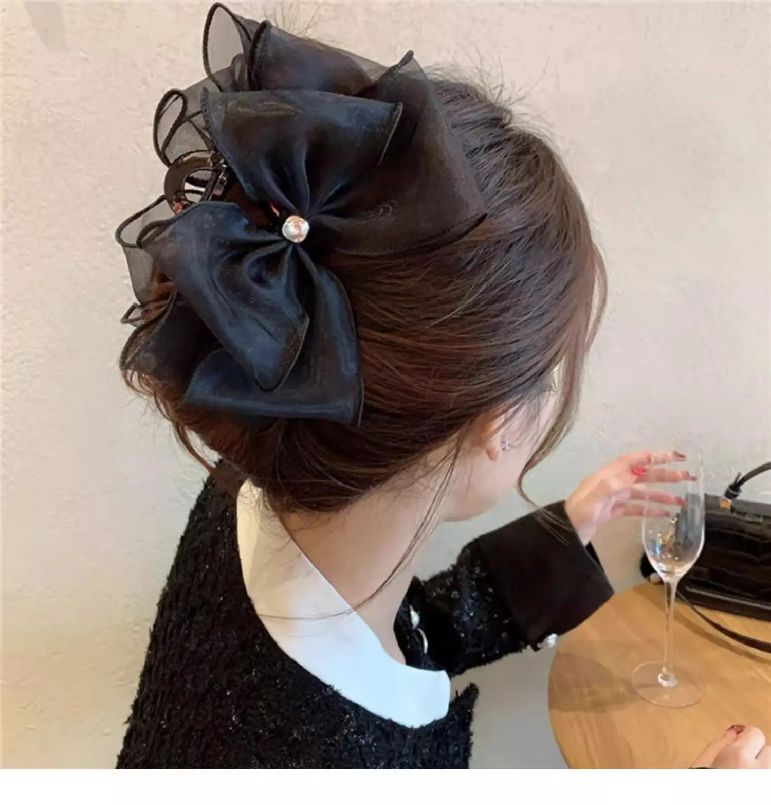 Black Mesh Large Bowknot Hairpin for Women — feature 5