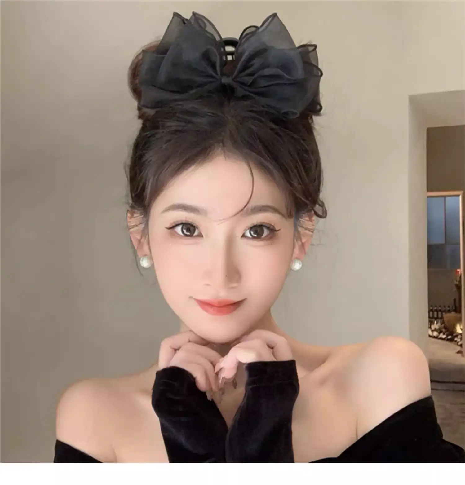 Black Mesh Large Bowknot Hairpin for Women — feature 6