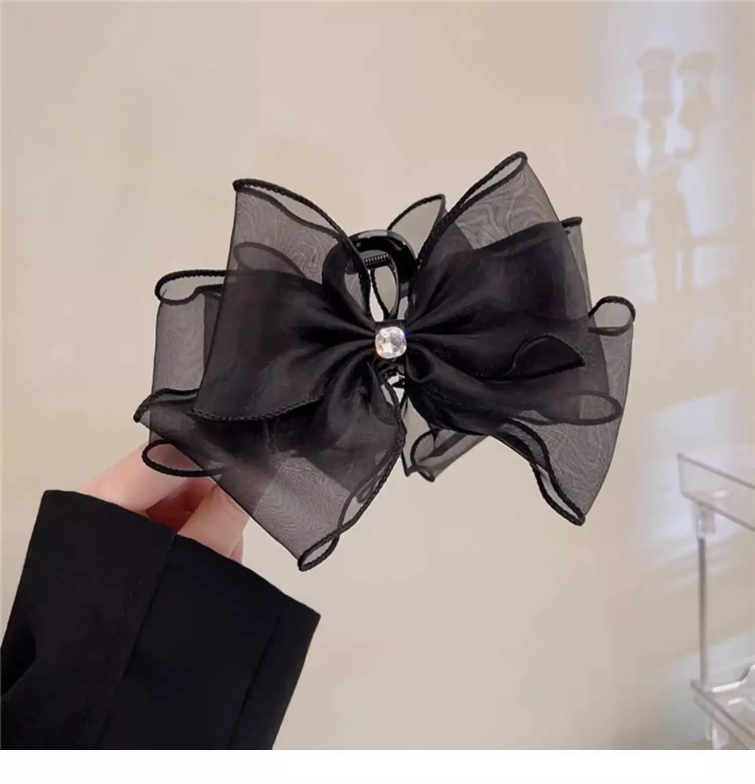 Black Mesh Large Bowknot Hairpin for Women — feature 7