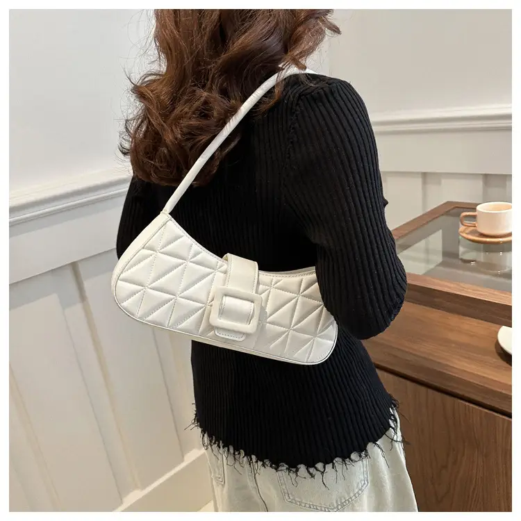 Black Quilted Shoulder Bag for Women 2024 Spring New — feature 7