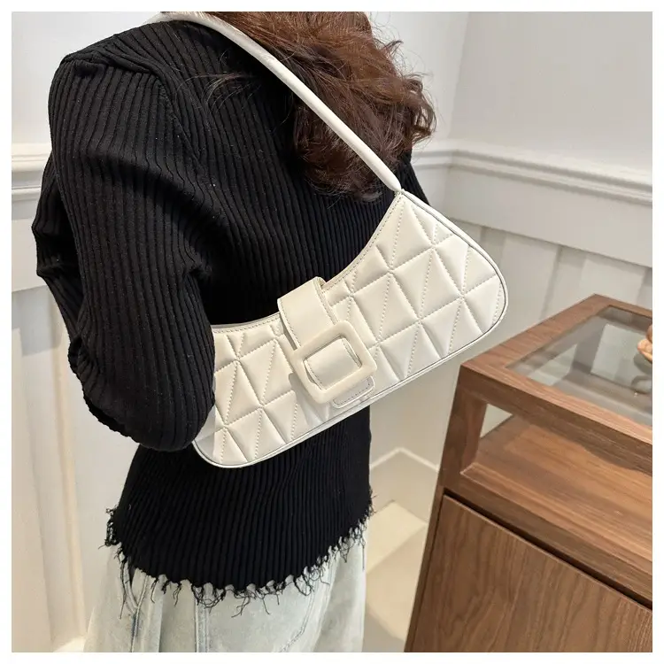 Black Quilted Shoulder Bag for Women 2024 Spring New — feature 9