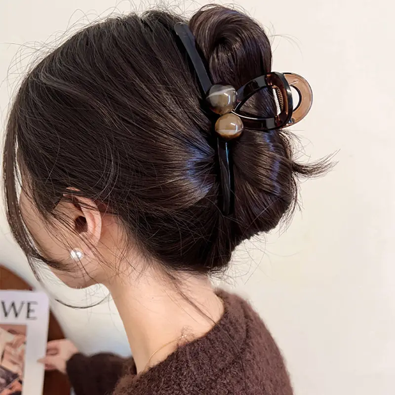 Maillard Acrylic Hairpin with Pearl Drop