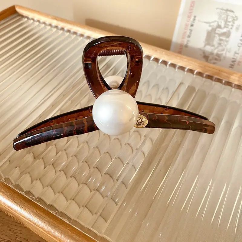 Maillard Acrylic Hairpin with Pearl Drop