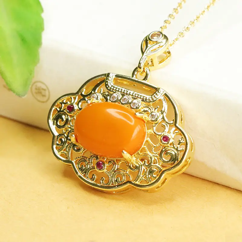 Aiyu Natural Amber Pendant Necklace Vintage Gold - Image 3