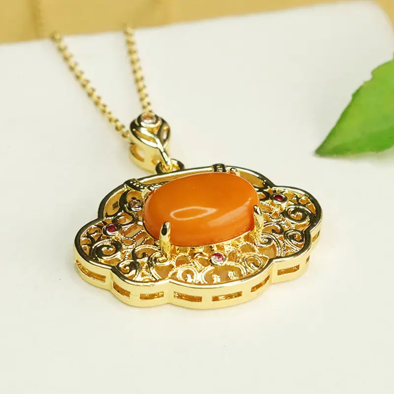 Aiyu Natural Amber Pendant Necklace Vintage Gold - Image 4