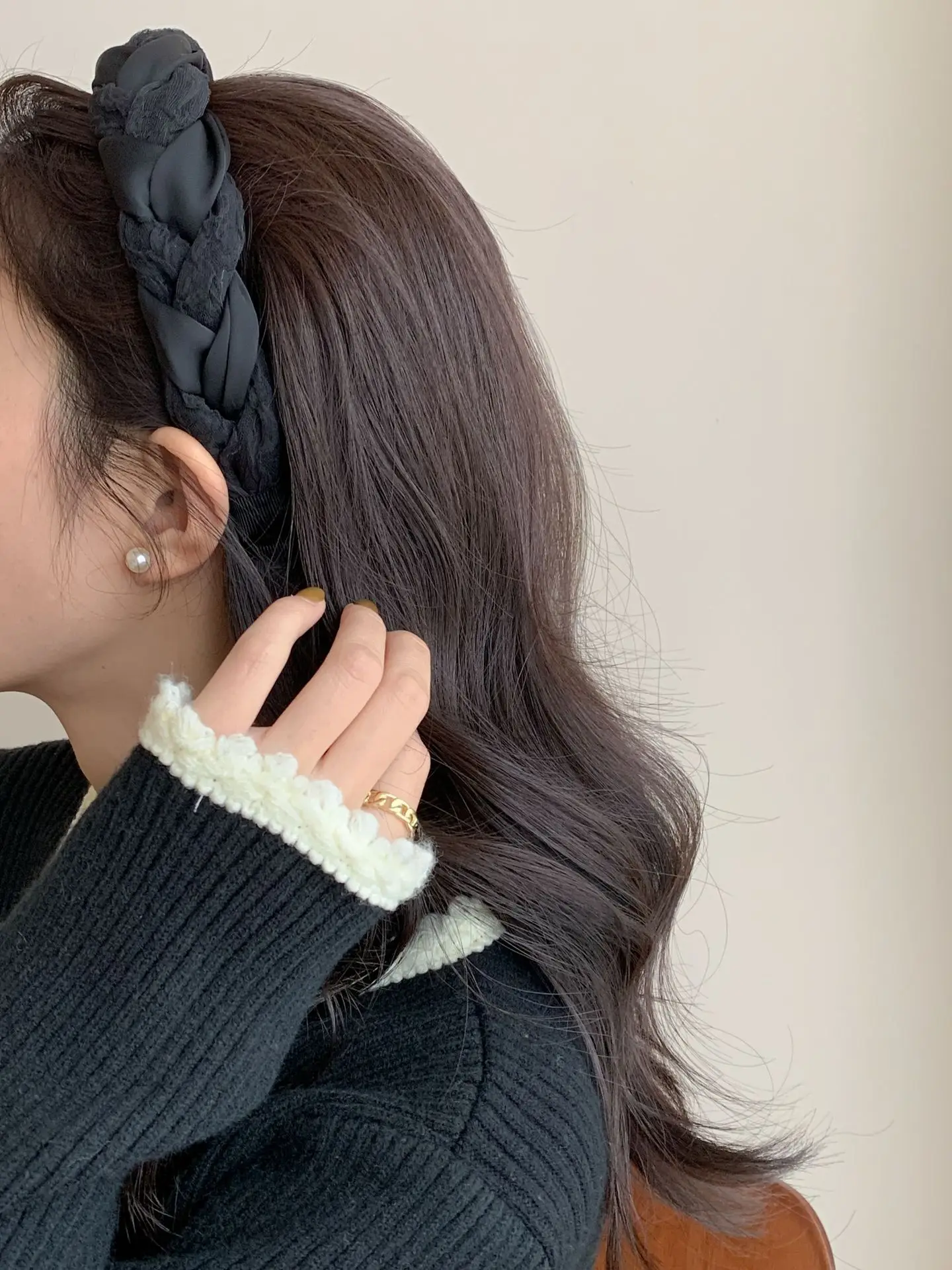 Japanese Korean Style Black Flocking Headband for Women — feature 11