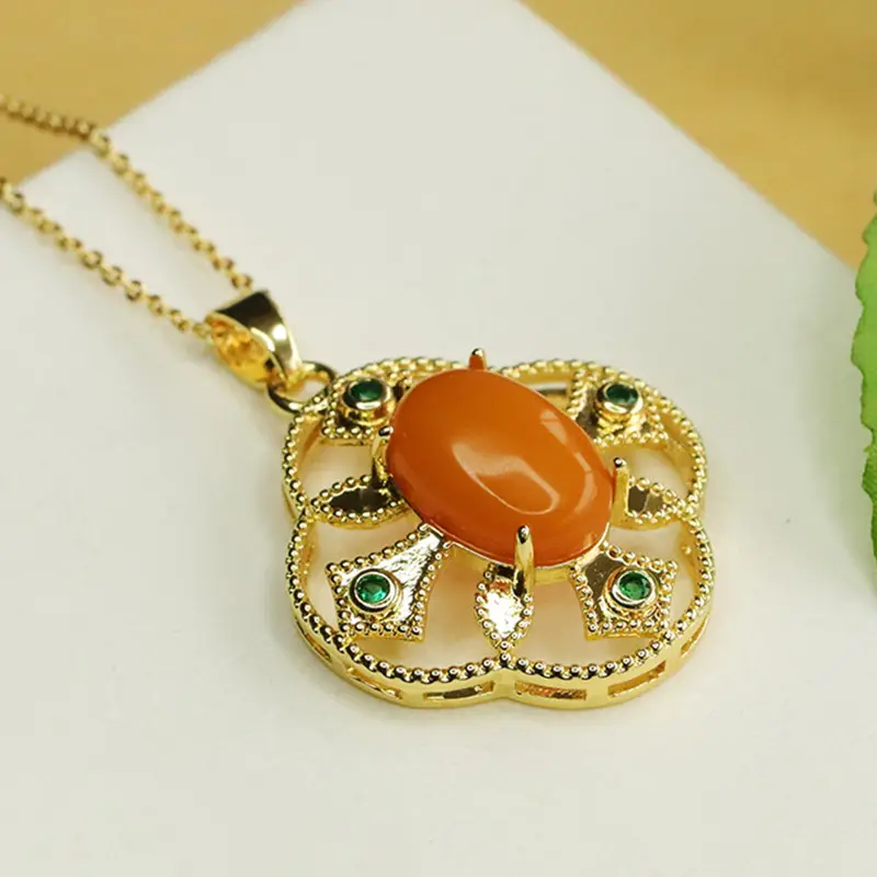 Aiyu Natural Amber Pendant Necklace with Emerald Accents