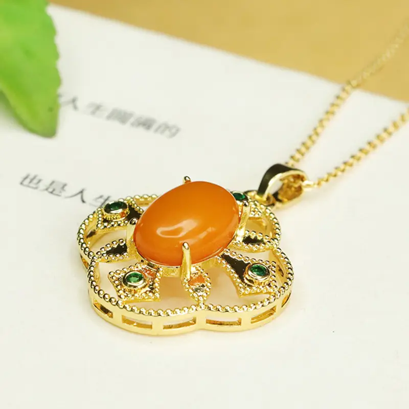 Aiyu Natural Amber Pendant Necklace with Emerald Accents