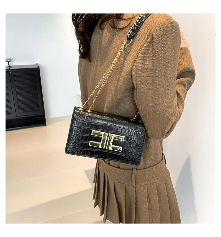 Crocodile Pattern Women's 2024 Spring Shoulder Bag — feature 21