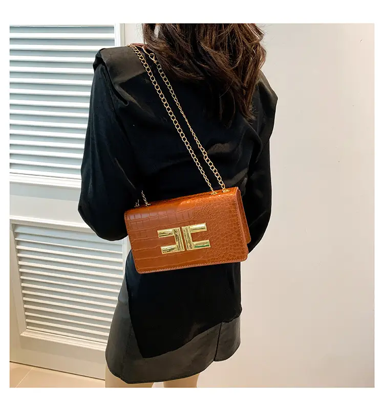 Crocodile Pattern Women's 2024 Spring Shoulder Bag — feature 26