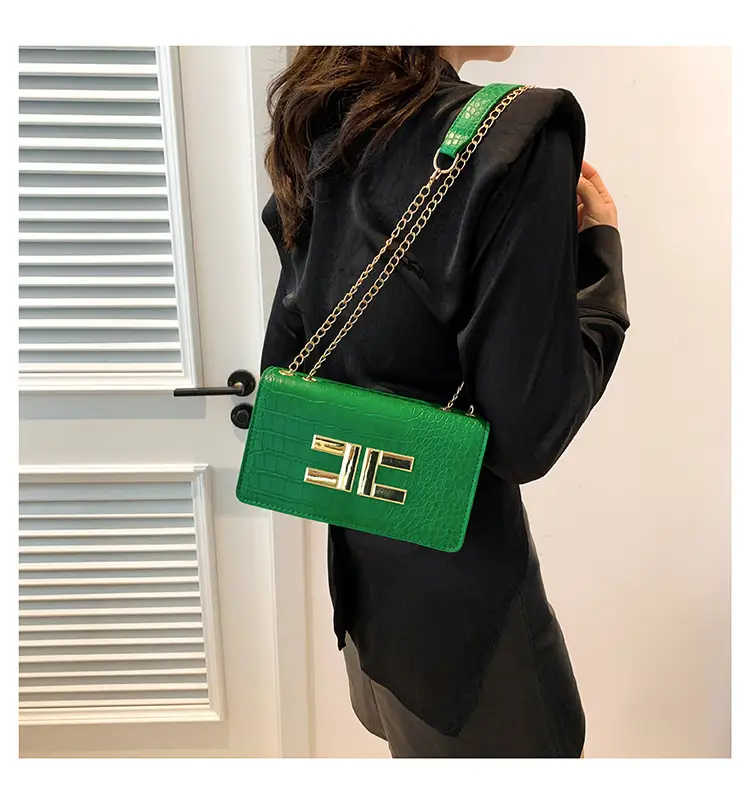 Crocodile Pattern Women's 2024 Spring Shoulder Bag — feature 29