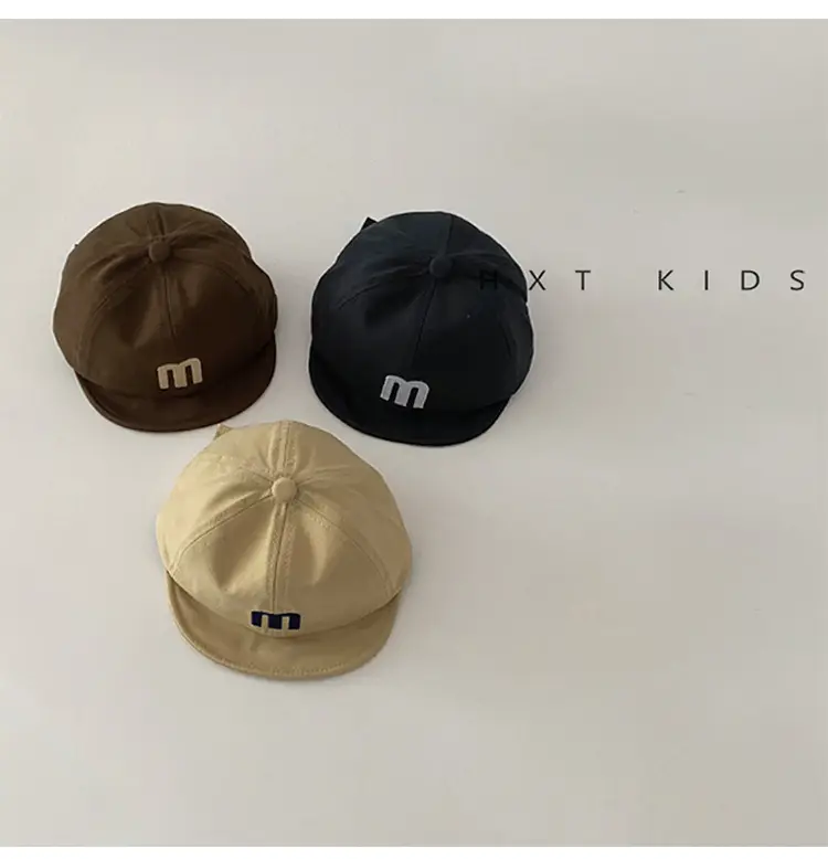 Children's M Letter Brim Cap Beige Black — feature 5