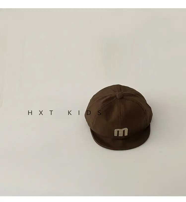 Children's M Letter Brim Cap Beige Black — feature 9