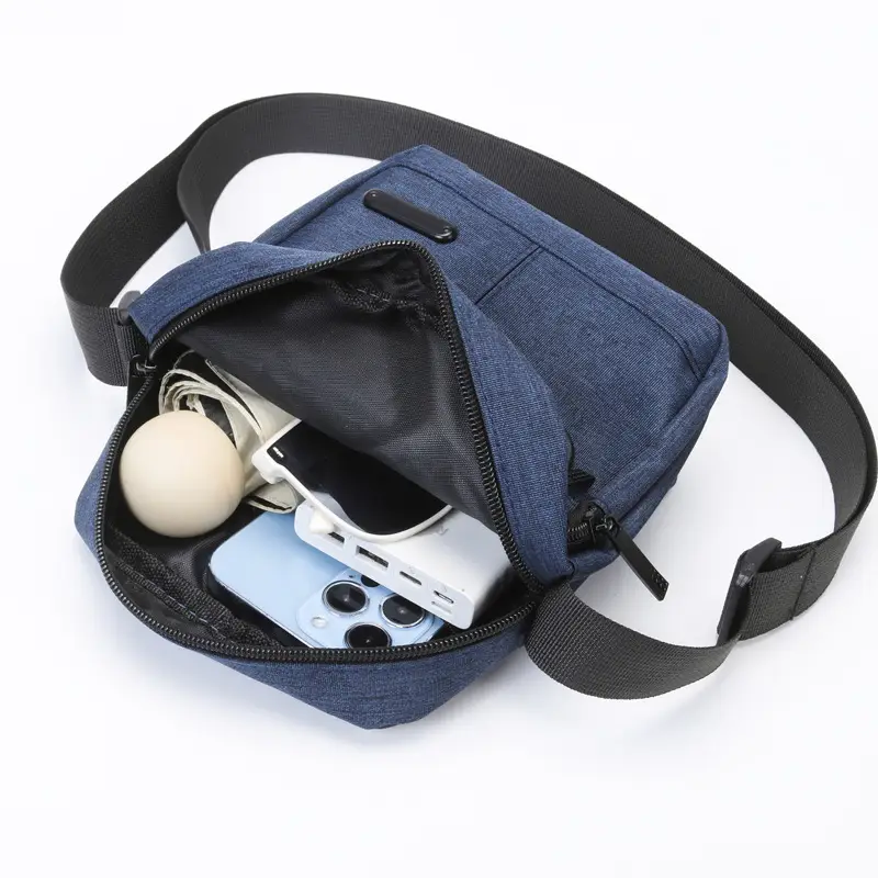 Men's Black Oxford Messenger Bag with Adjustable Strap - Image 8