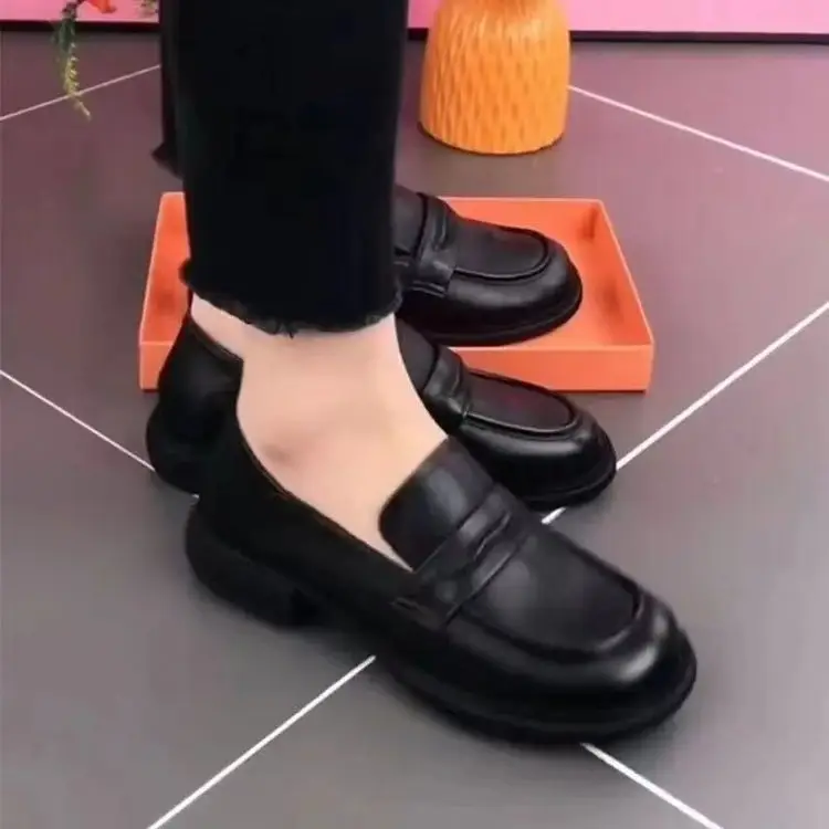 Women's Black Slip-On Loafers British Style 2024 — feature 9