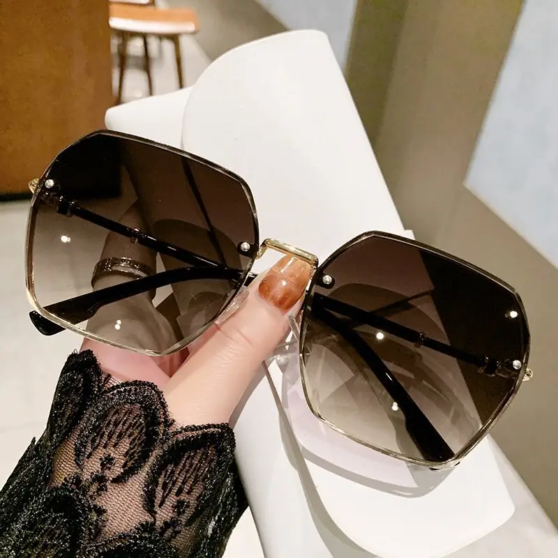 Women UV400 Large Frame Sunglasses Summer - Image 7