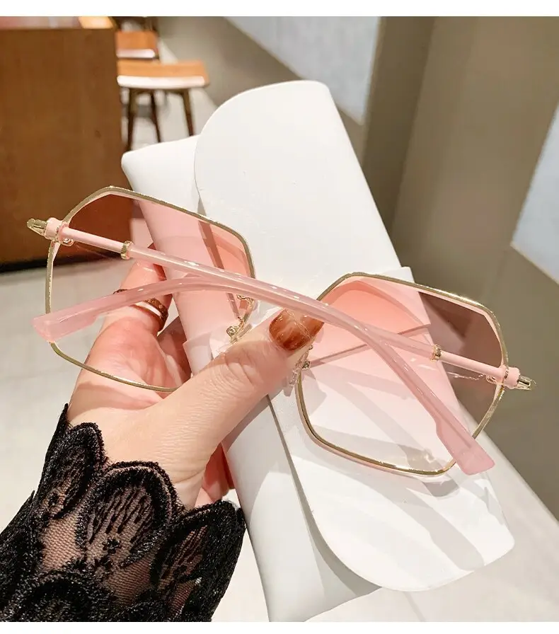 Women UV400 Large Frame Sunglasses Summer β feature 10