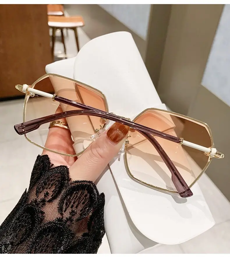 Women UV400 Large Frame Sunglasses Summer β feature 16