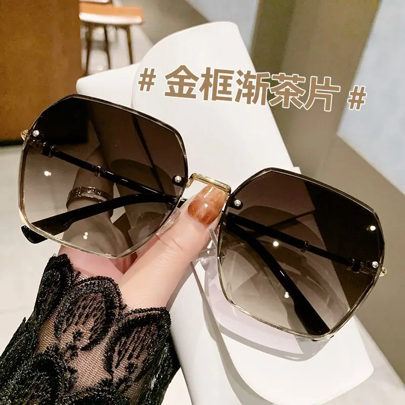 Women UV400 Large Frame Sunglasses Summer - Image 3