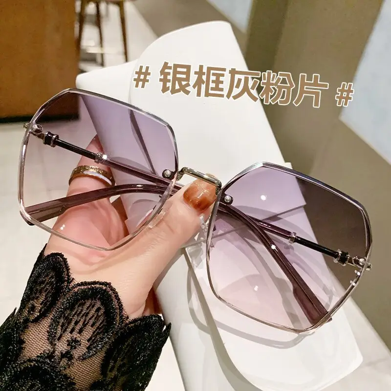 Women UV400 Large Frame Sunglasses Summer - Image 4