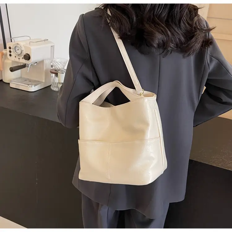 Women's Large Capacity Crossbody Tote Bag Beige 2026 — feature 28