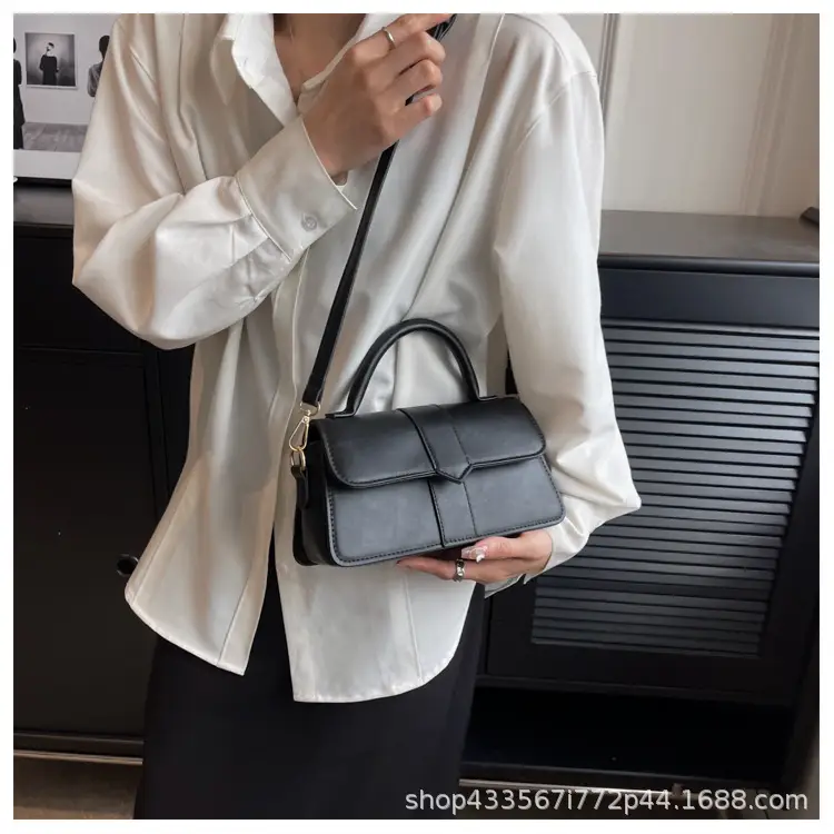 Women Retro Shoulder Messenger Bag Olive Green 2023 — feature 16