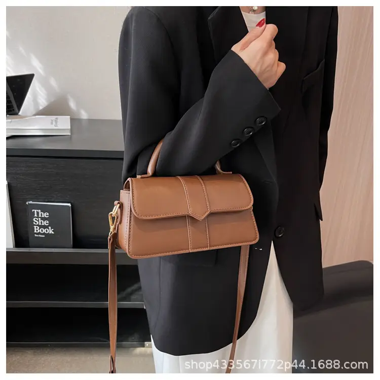 Women Retro Shoulder Messenger Bag Olive Green 2023 — feature 22