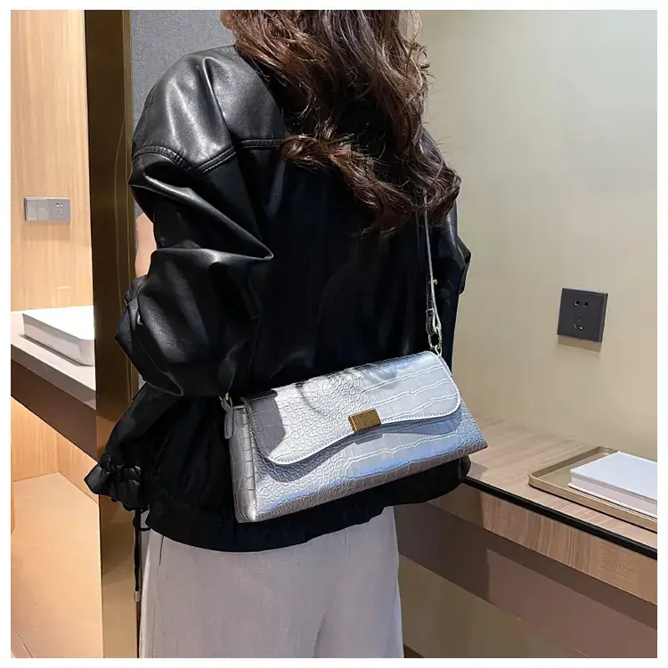 Brown Croc Leather Shoulder Bag for Women 2024 — feature 17