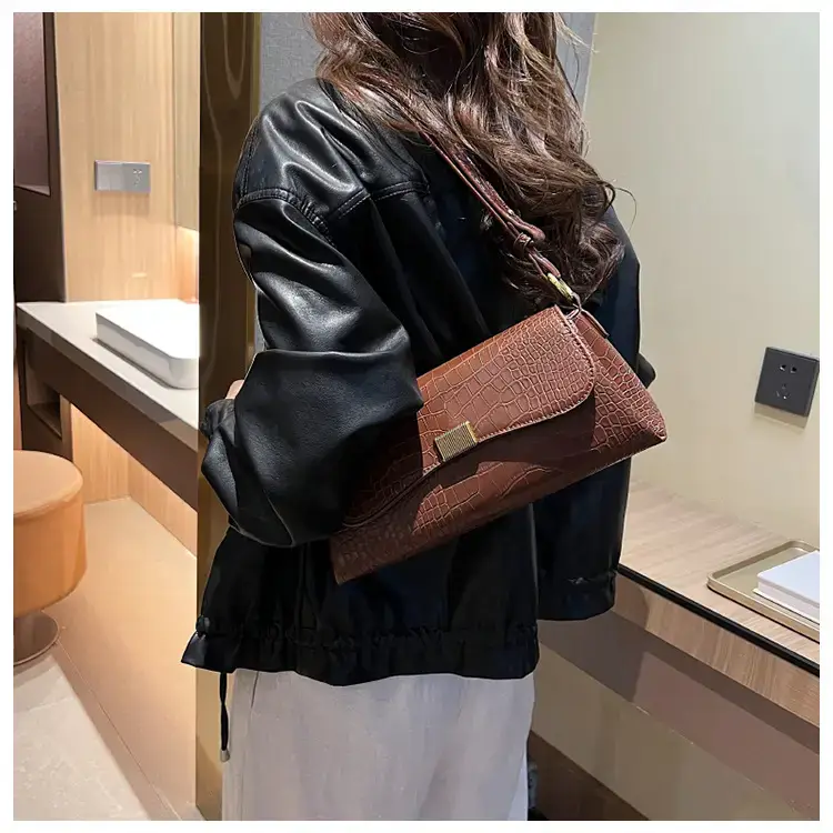 Brown Croc Leather Shoulder Bag for Women 2024 — feature 18