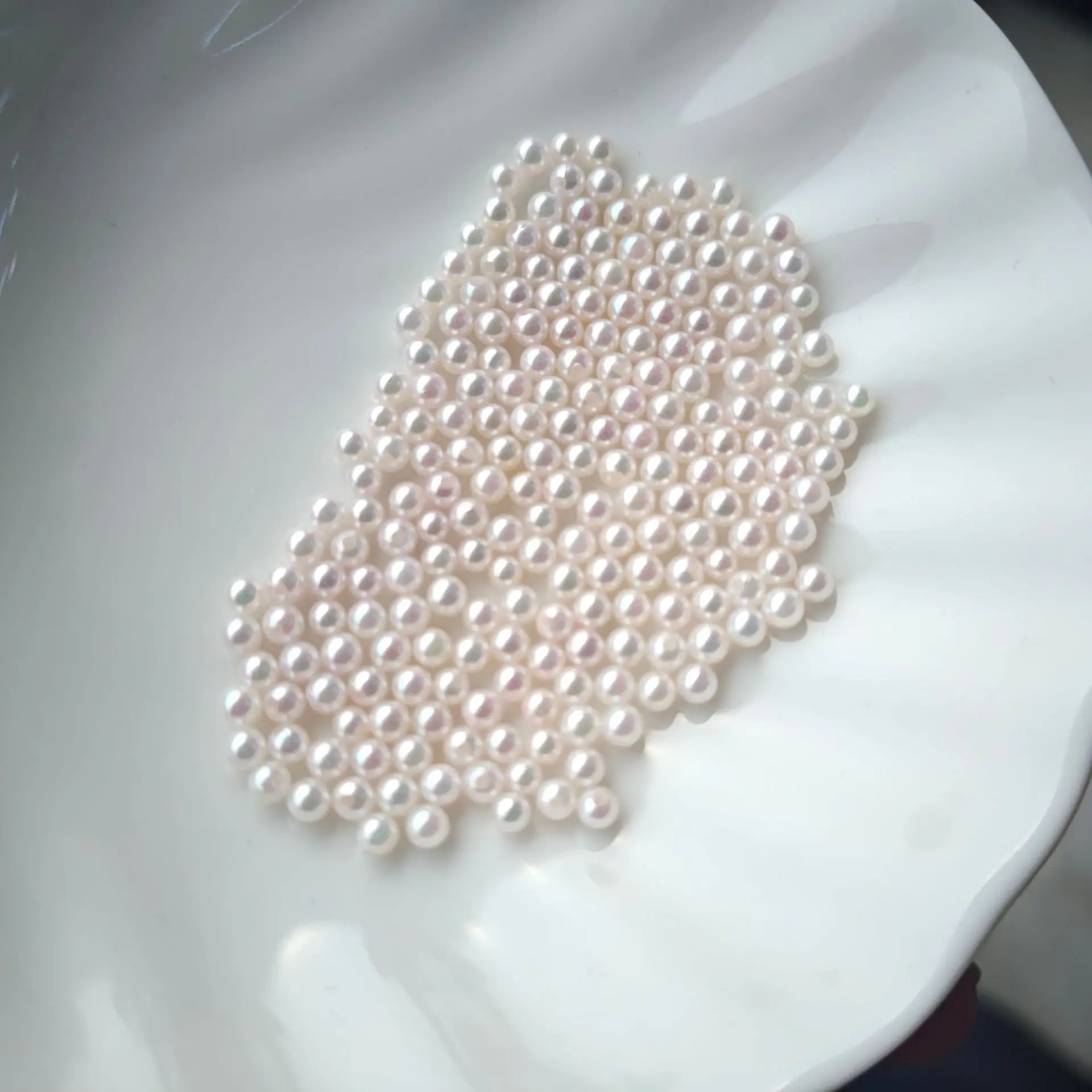 2-2.5mm Sea Water Pearl Akoya Beads — feature 6