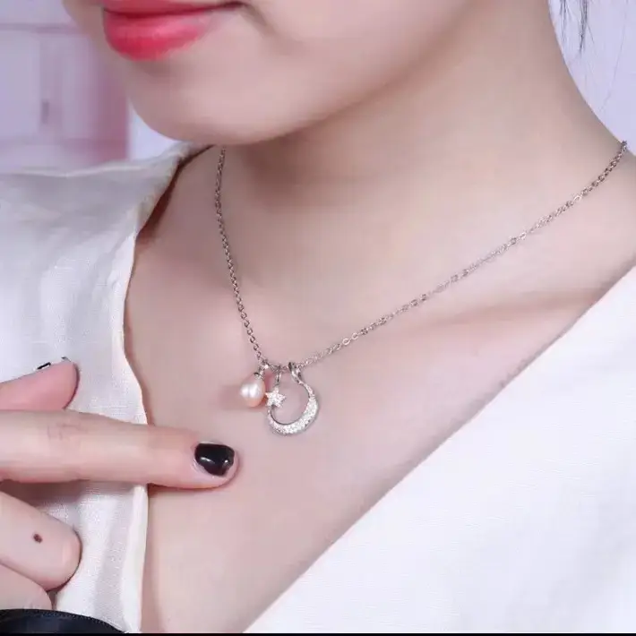 Sun & Moon Pearl Clavicle Necklace Set - Image 3