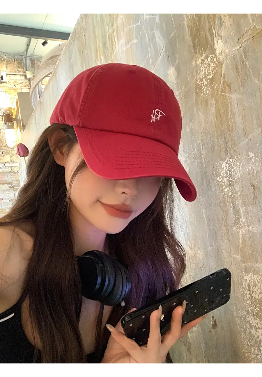 Japanese Style Red Baseball Cap for Women Spring Summer — feature 5