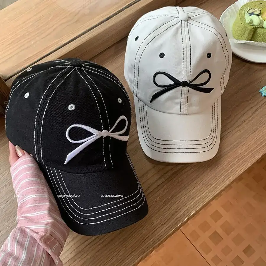 Bowknot Embroidered Women's peaked caps 2024