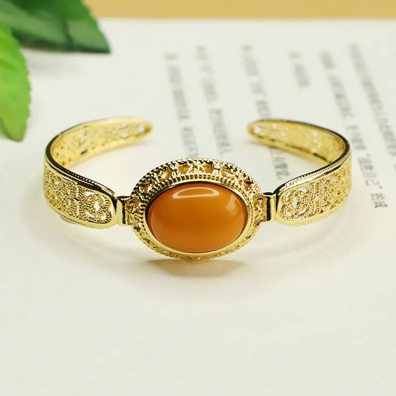 Aiyu Natural Amber Bangle Bracelet Gold Plated — feature 9