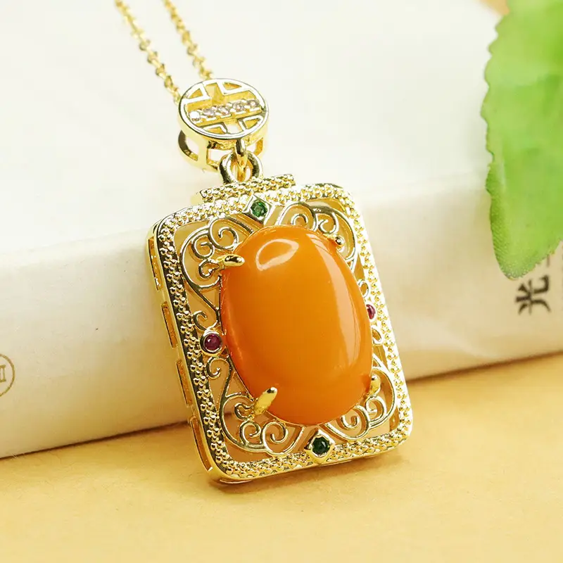 Aiyu Natural Amber Pendant Necklace Gold Plated - Image 3