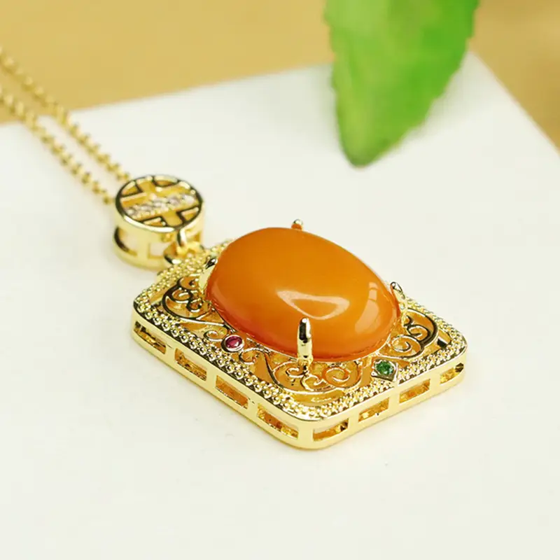 Aiyu Natural Amber Pendant Necklace Gold Plated - Image 4