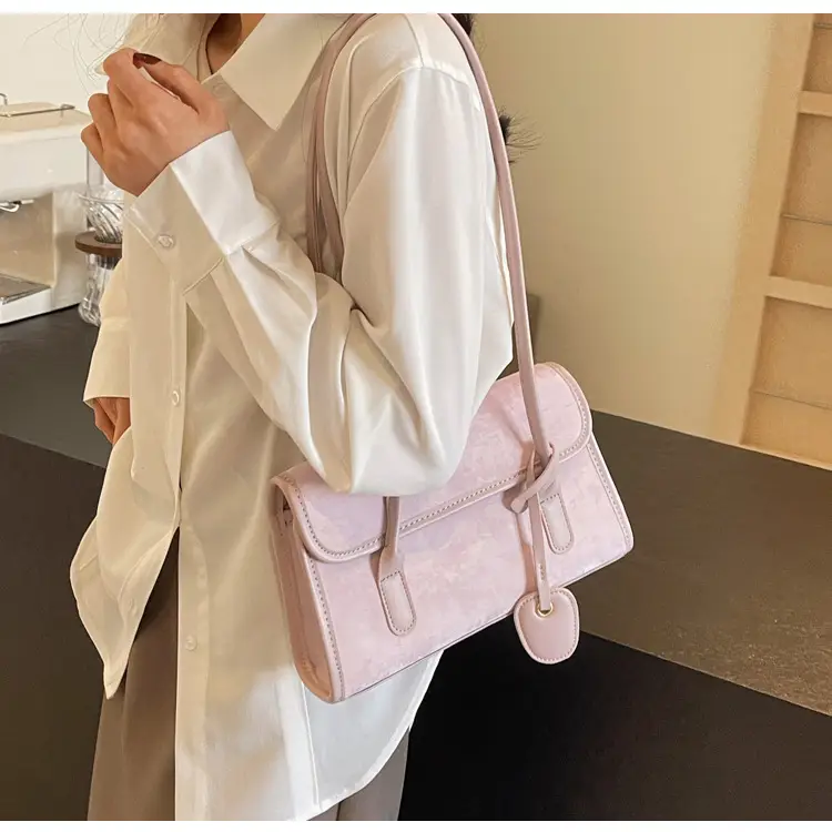 Women's White Leather Shoulder Bag 2024 New Arrival — feature 9