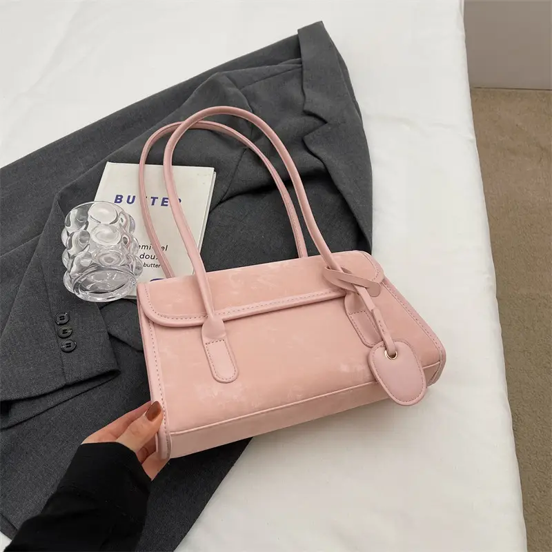 Women's White Leather Shoulder Bag 2024 New Arrival - Image 4