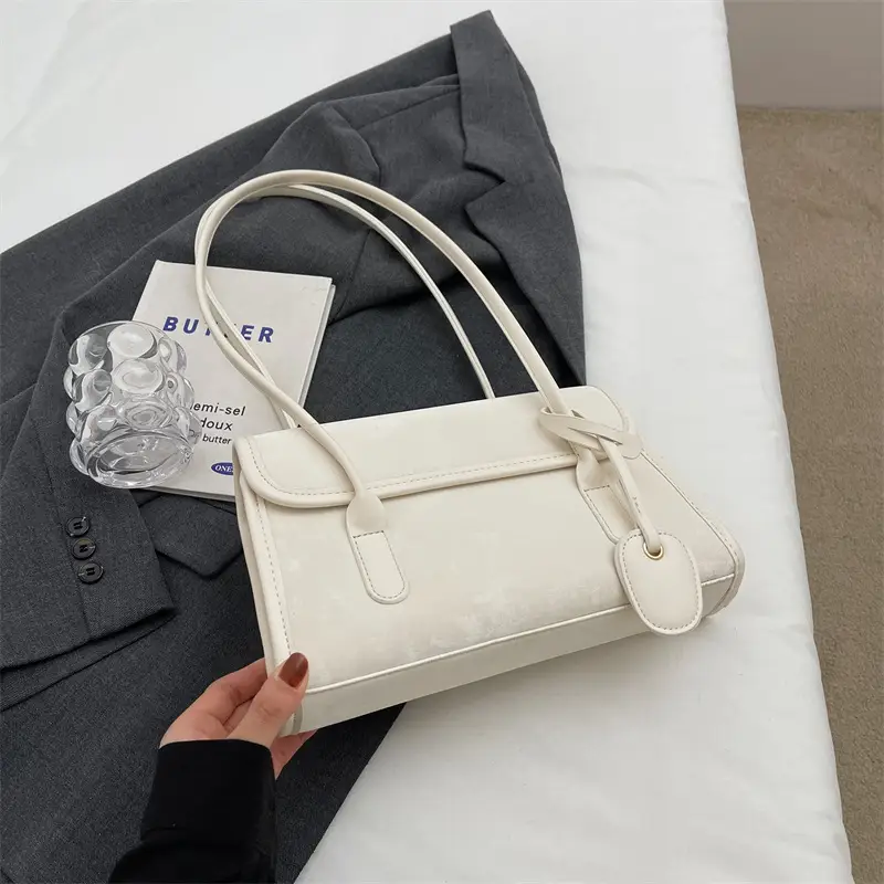 Women's White Leather Shoulder Bag 2024 New Arrival - Image 5