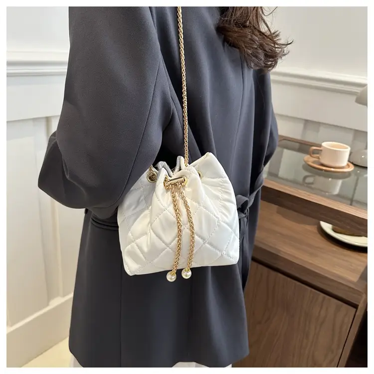 Korean Style Chain Mini Shoulder Bag for Women — feature 12