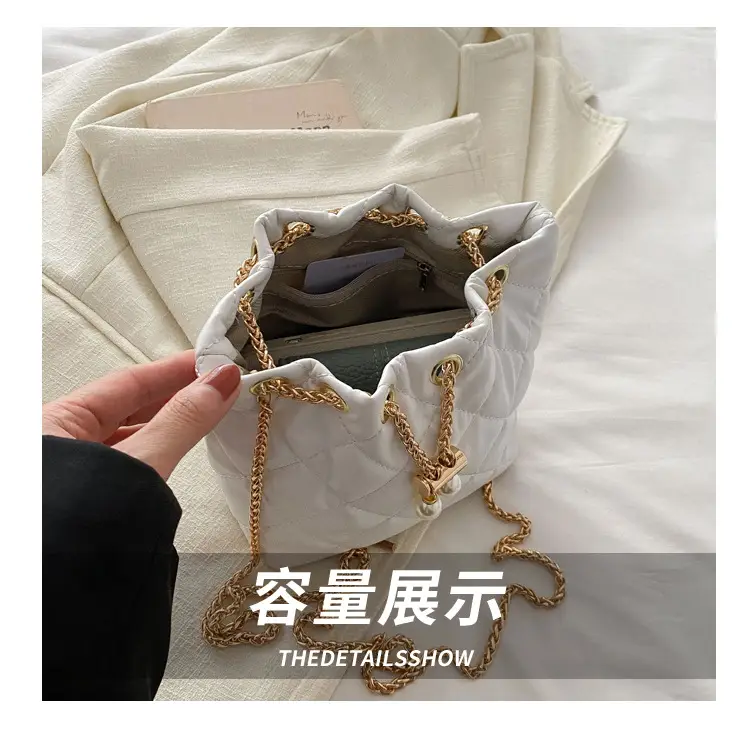 Korean Style Chain Mini Shoulder Bag for Women — feature 6
