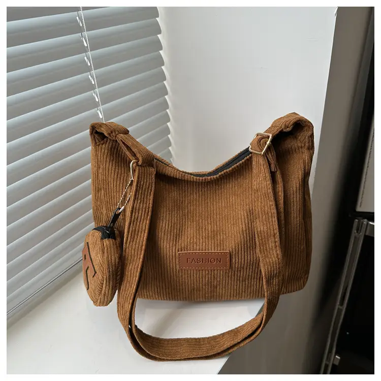 Women's Black Crossbody Shoulder Bag 2024 New Arrival — feature 10