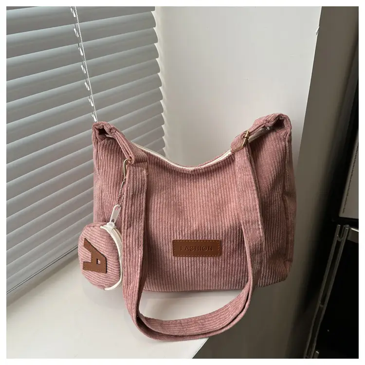 Women's Black Crossbody Shoulder Bag 2024 New Arrival — feature 12