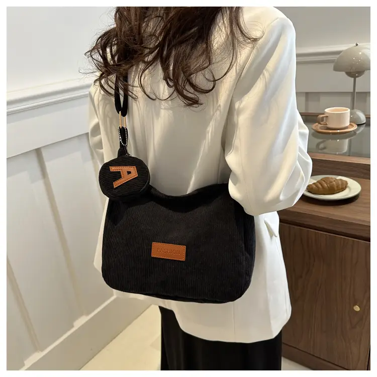 Women's Black Crossbody Shoulder Bag 2024 New Arrival — feature 16