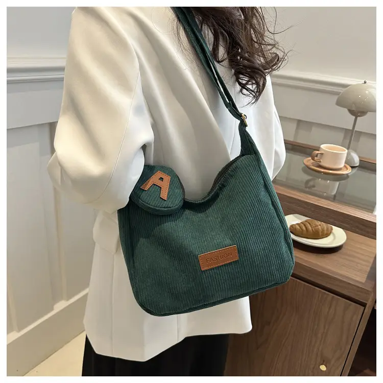 Women's Black Crossbody Shoulder Bag 2024 New Arrival — feature 17