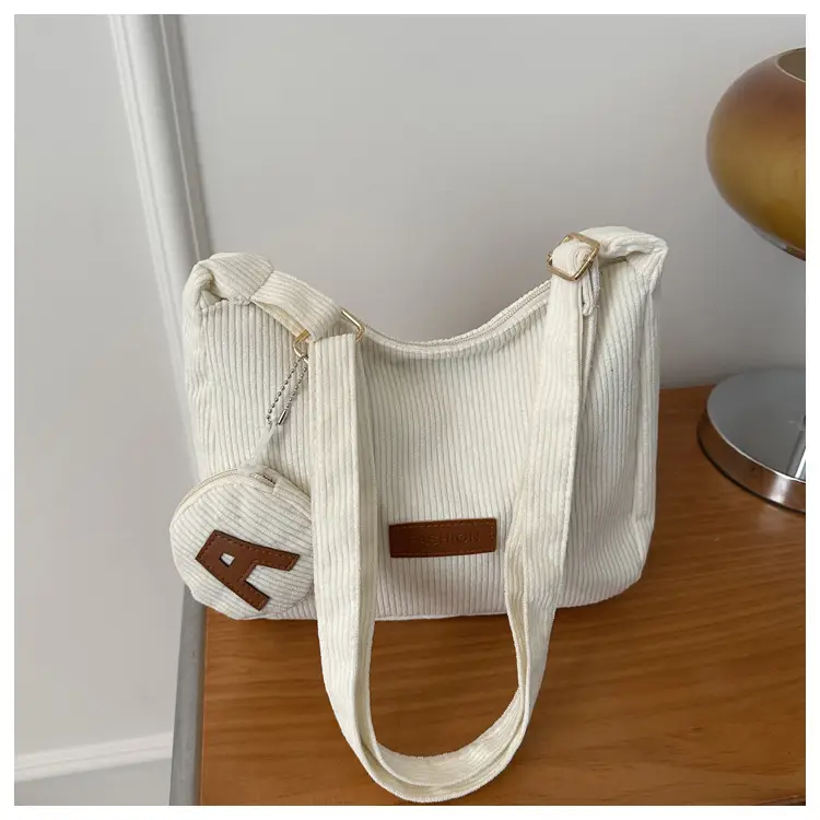 Women's Black Crossbody Shoulder Bag 2024 New Arrival - Image 2