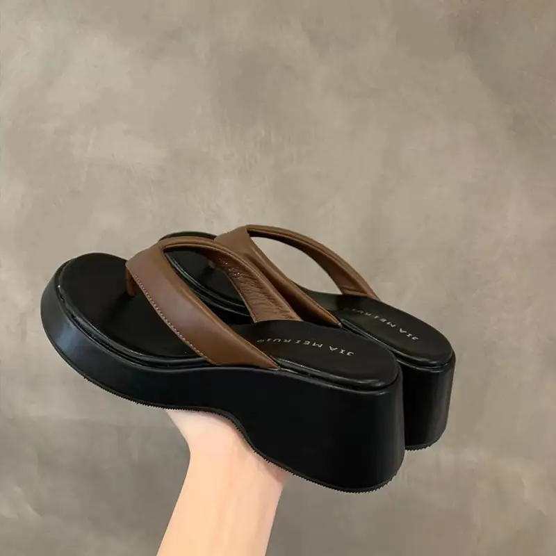 Women's Cream Thick-Heeled Flip Flops 2025 - Image 3