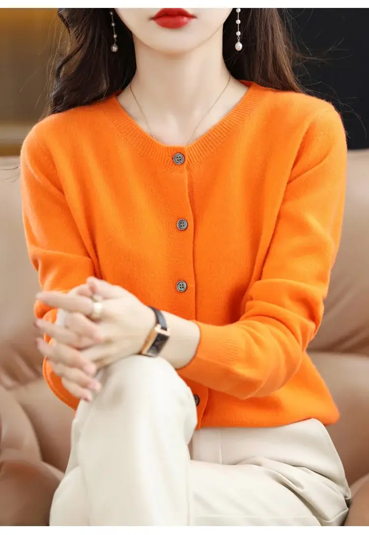 Women's 2023 Knitted Cardigan Red Long Sleeve — feature 8