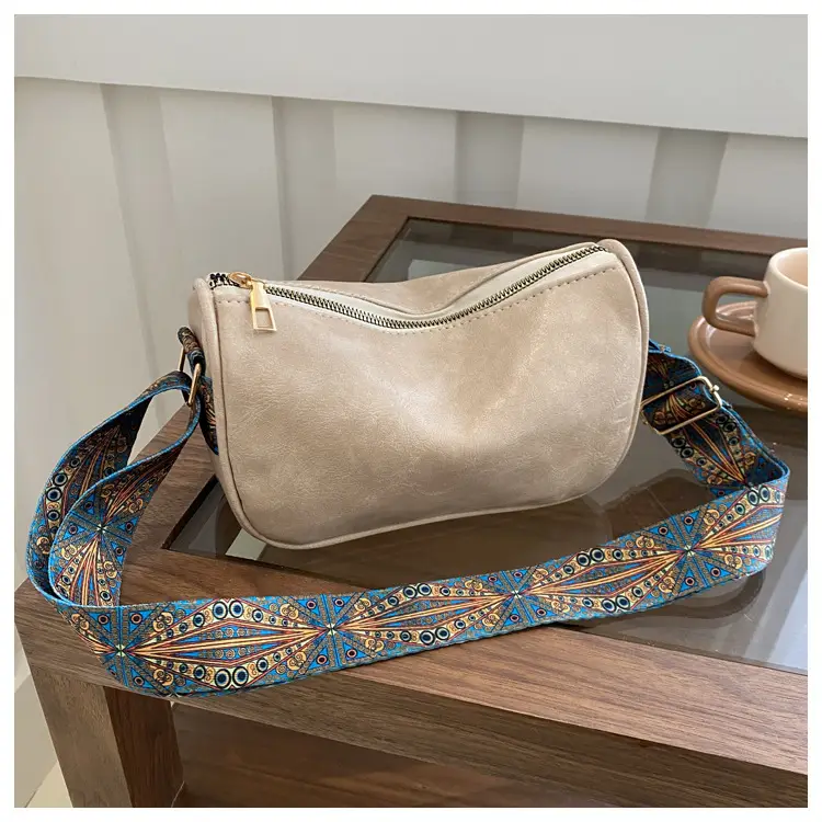 Retro Pink Shoulder Crossbody Bag for Women - Image 6