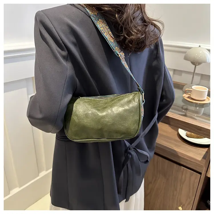 Retro Pink Shoulder Crossbody Bag for Women — feature 10
